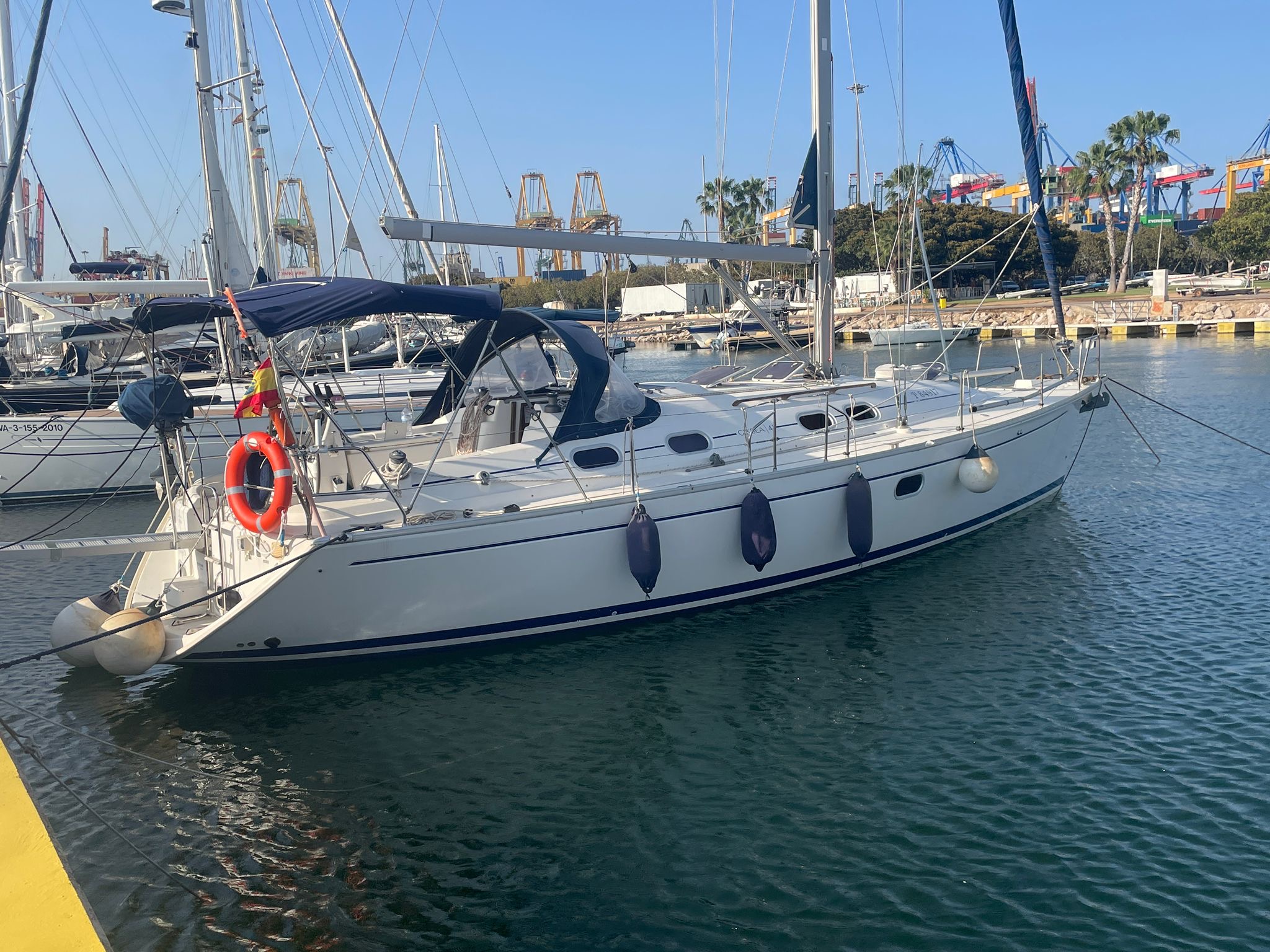 BlueSpirit Escuela Náutica y Charter en Valencia. GibSea 41 www.bluespirit.es