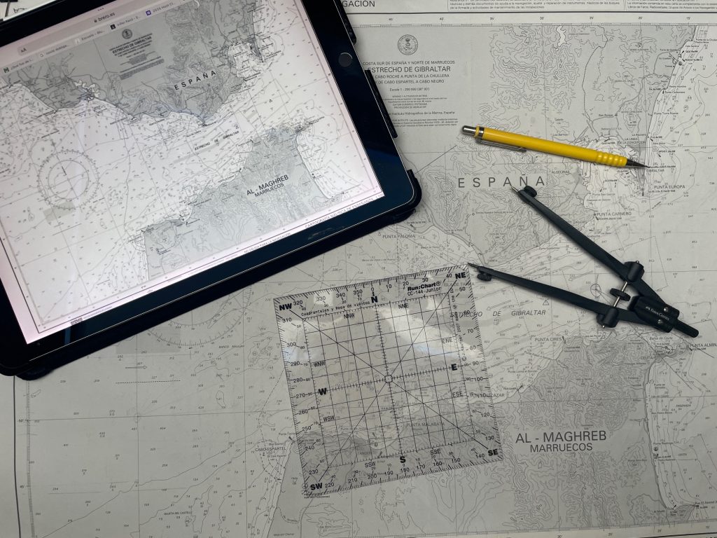 Prepara tu examen de nautica de recreo, PNB, PER, Capitan de yate y Patron de yate con los cursos online de Blue Spirit. Alumnos de Madrid, Valencia, Alicante, Murcia, Cataluña, Baleares, Aragon